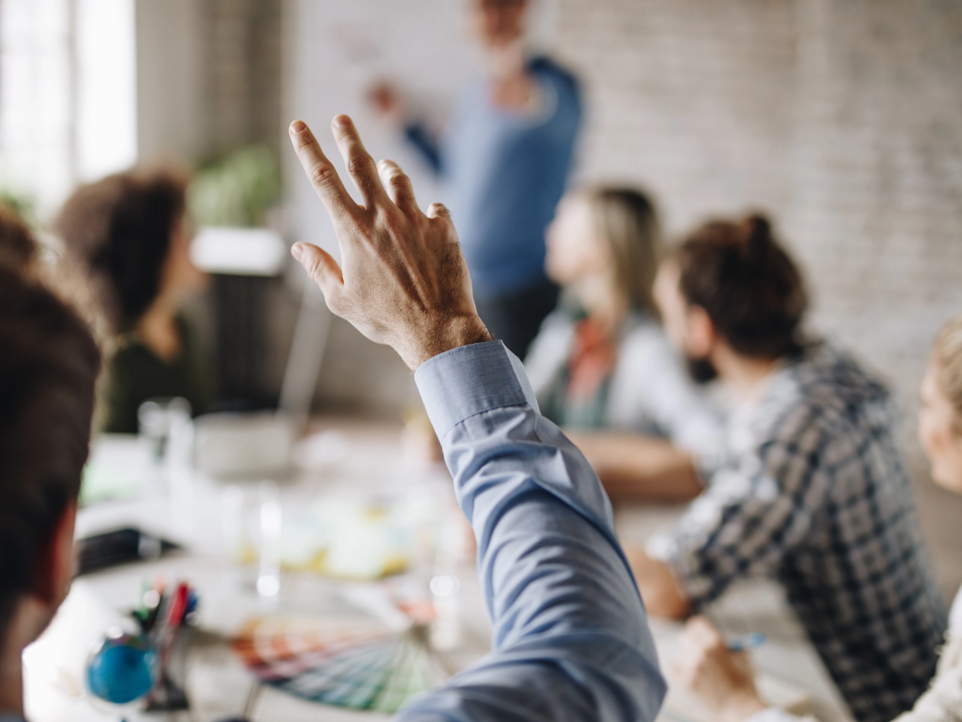 Foto_Bildung_Hände_Menschen