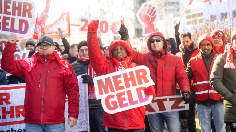 Tarifrunde Textil- und Bekleidungsindustrie: Kundgebung und Demonstration zur 2. Verhandlung in Ingolstadt